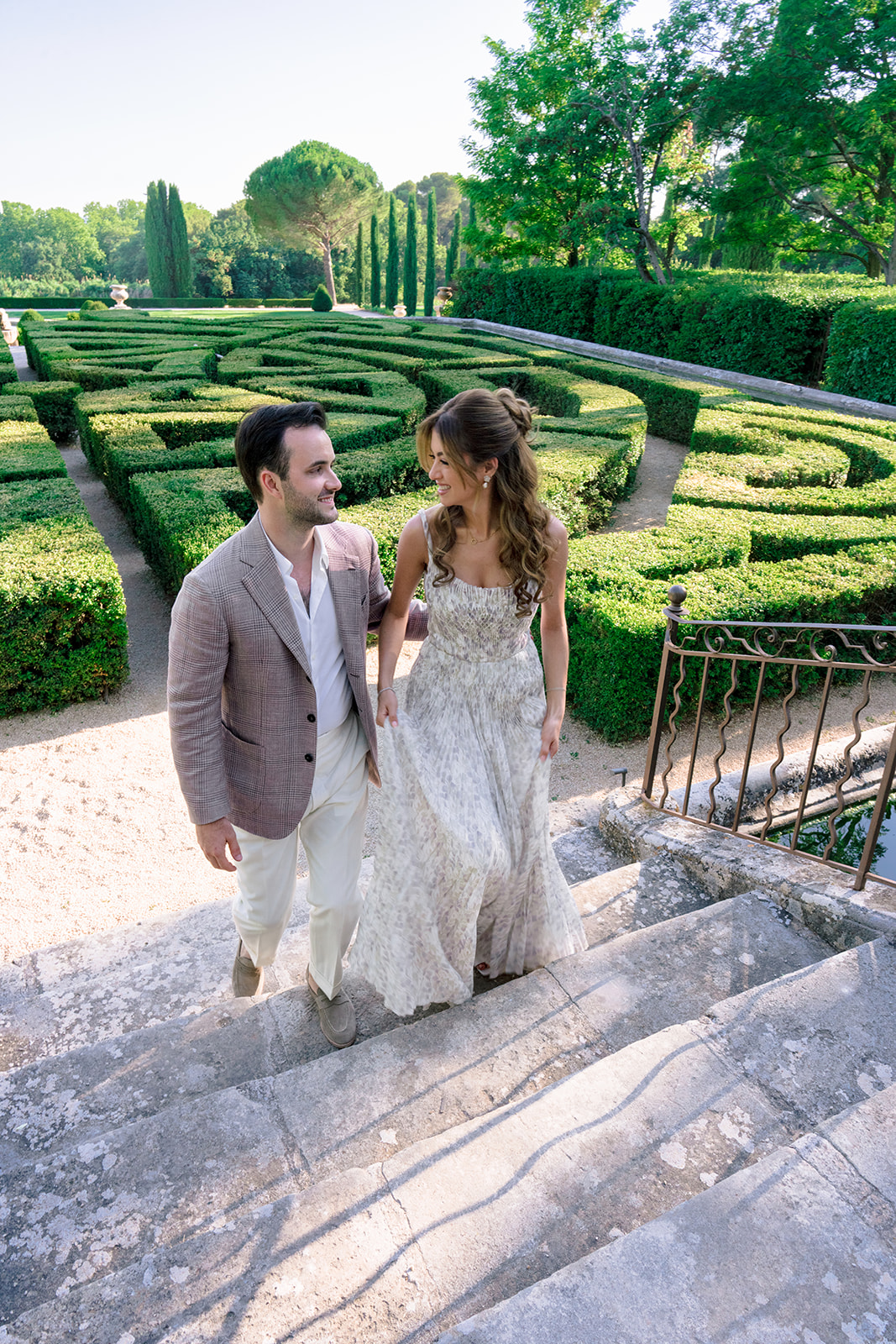 Wedding ceremony preparations at Villa Baulieu in the South of France